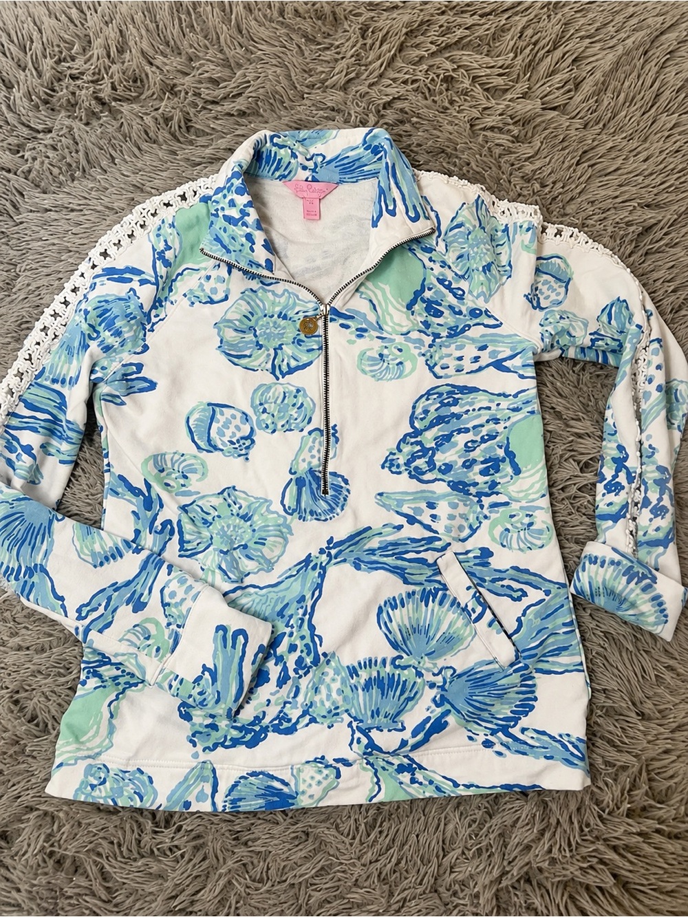 Lilly Pulitzer White Pullover with Blue & Mint Shell Print